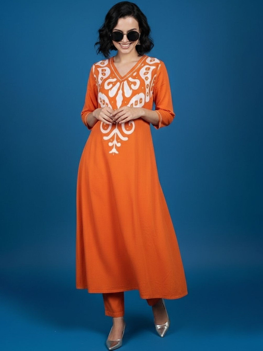 Printed V-Neck Kurta & Trousers