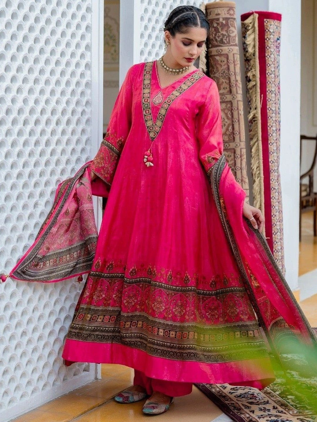 Women Ethnic Motifs Yoke Design Regular Kurta with Harem Pants