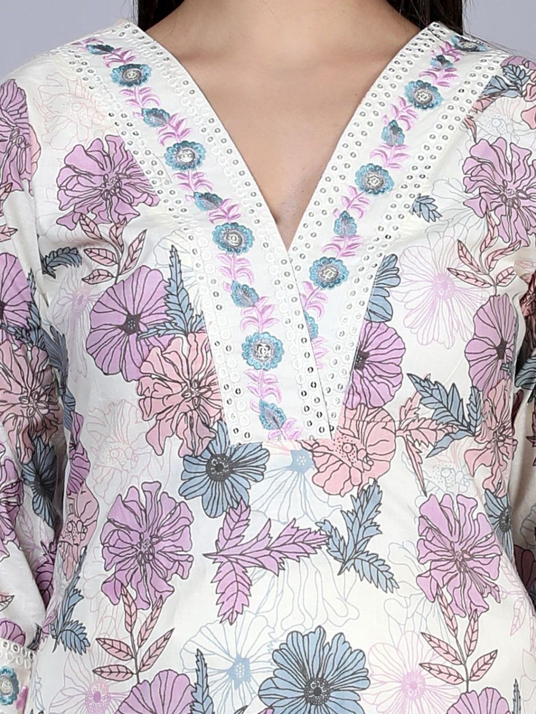 Dhiyona KL Women Floral Printed Regular Pure Cotton Kurta with Trousers & With Dupatta