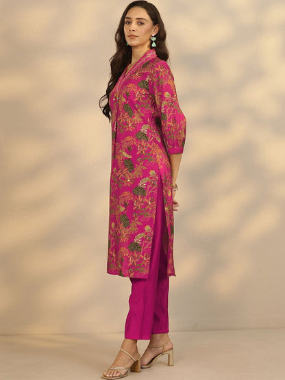 Women Floral Printed Regular Kurta with Trousers & With Dupatta