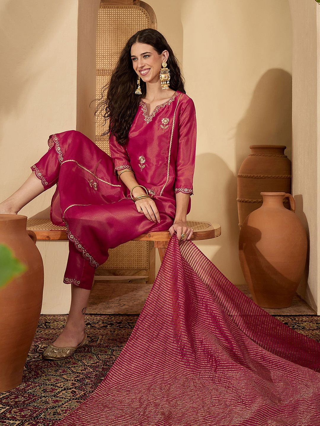Women Magenta Sequence Embroidered Kurta Set