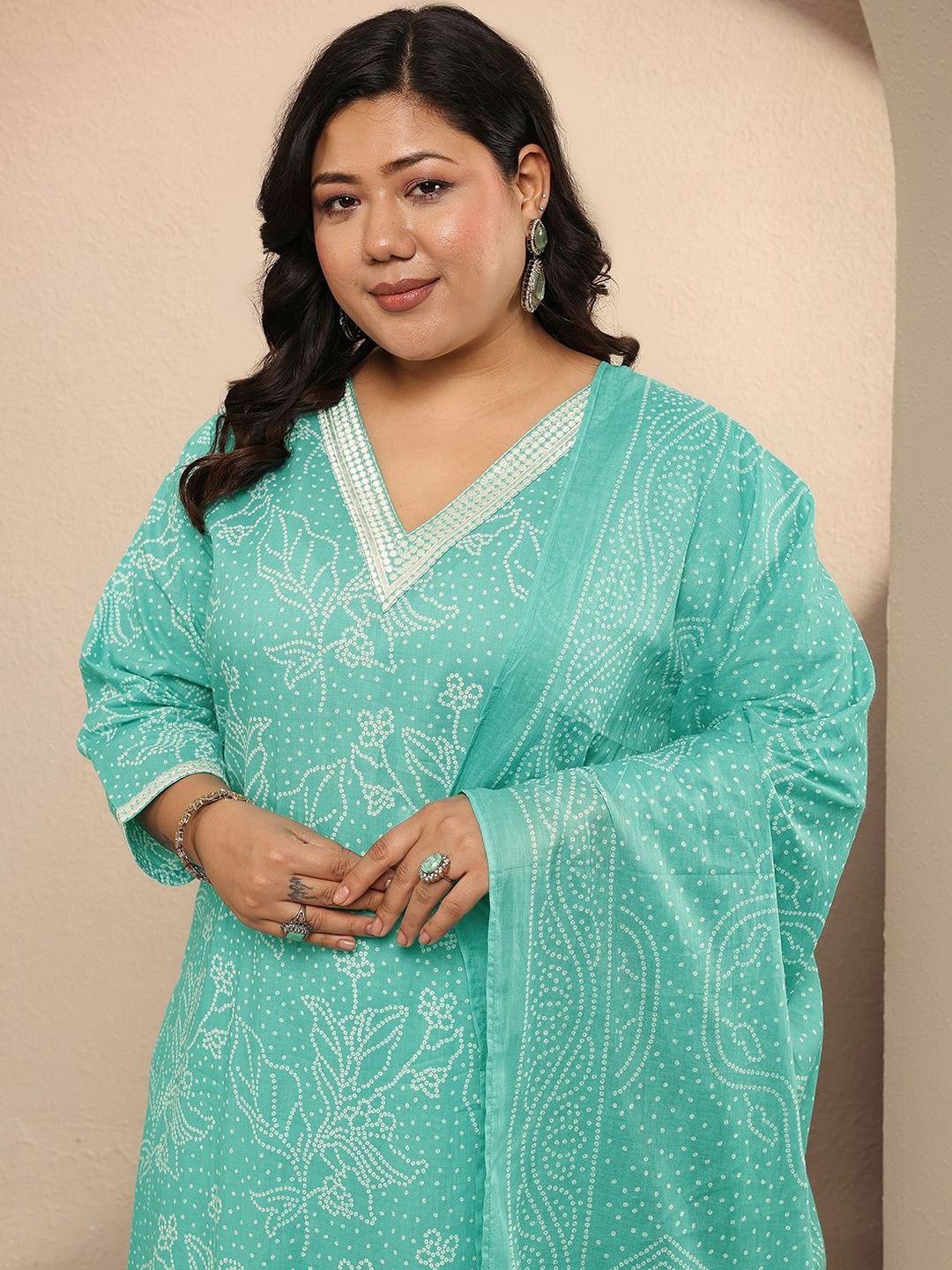 Dhiyona Women's Plus Size Ethnic Motifs Printed Kurta with Trousers & With Dupatta