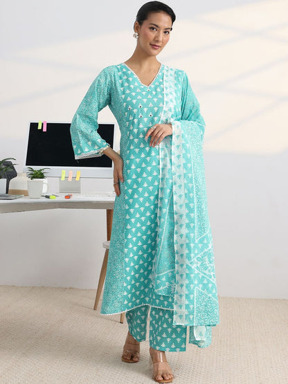 Women Ethnic Motifs Printed Regular Kurta with Trousers & With Dupatta
