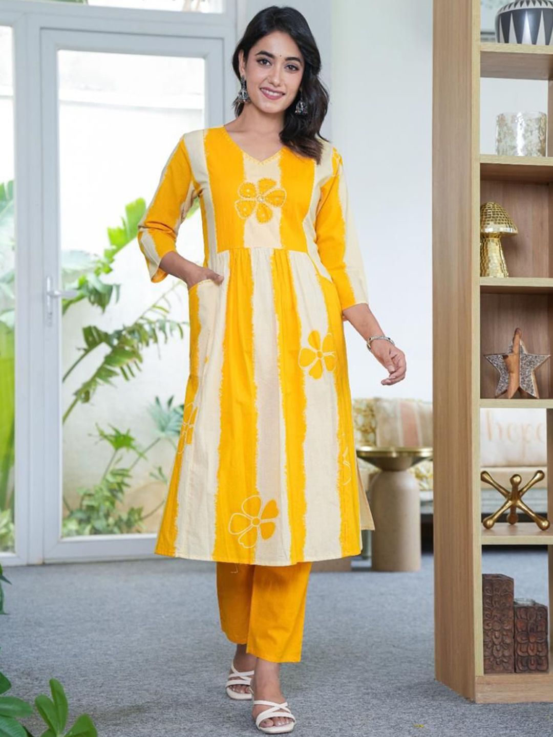 Dhiyona KL Women Striped Printed Regular Pure Cotton Kurta with Trousers & Dupatta