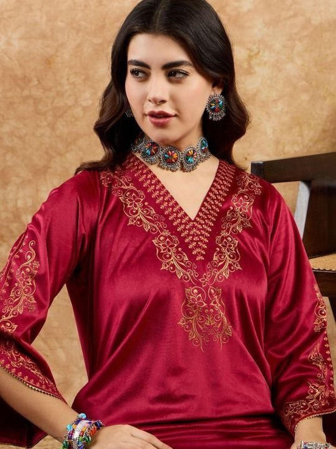 Winter Printed Velvet V-Neck Kurta & Trousers Kurta Set