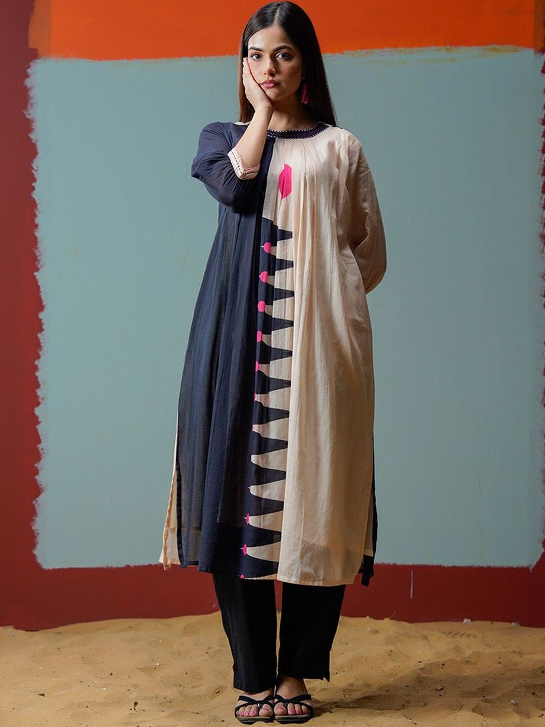 Round Neck Kurta & Trousers