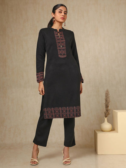 Dhiyona SO Women's Black Geometric Woven Design Acrylic Straight Kurta With Trouser & Dupatta
