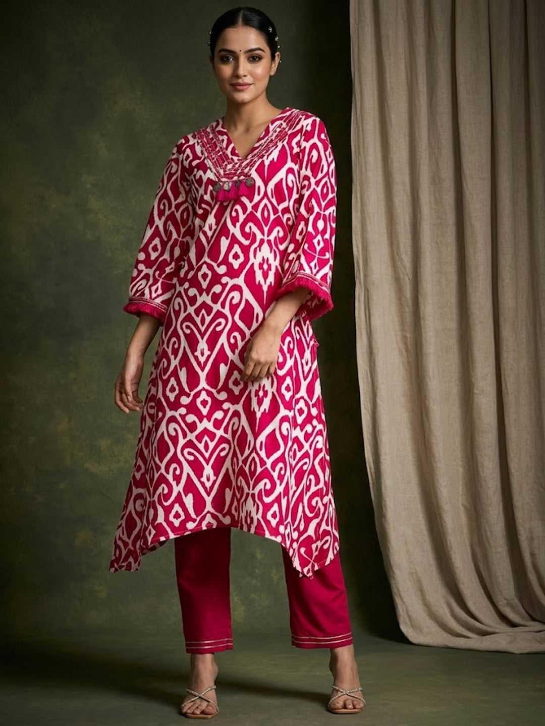 Printed V-Neck Kurta & Trousers