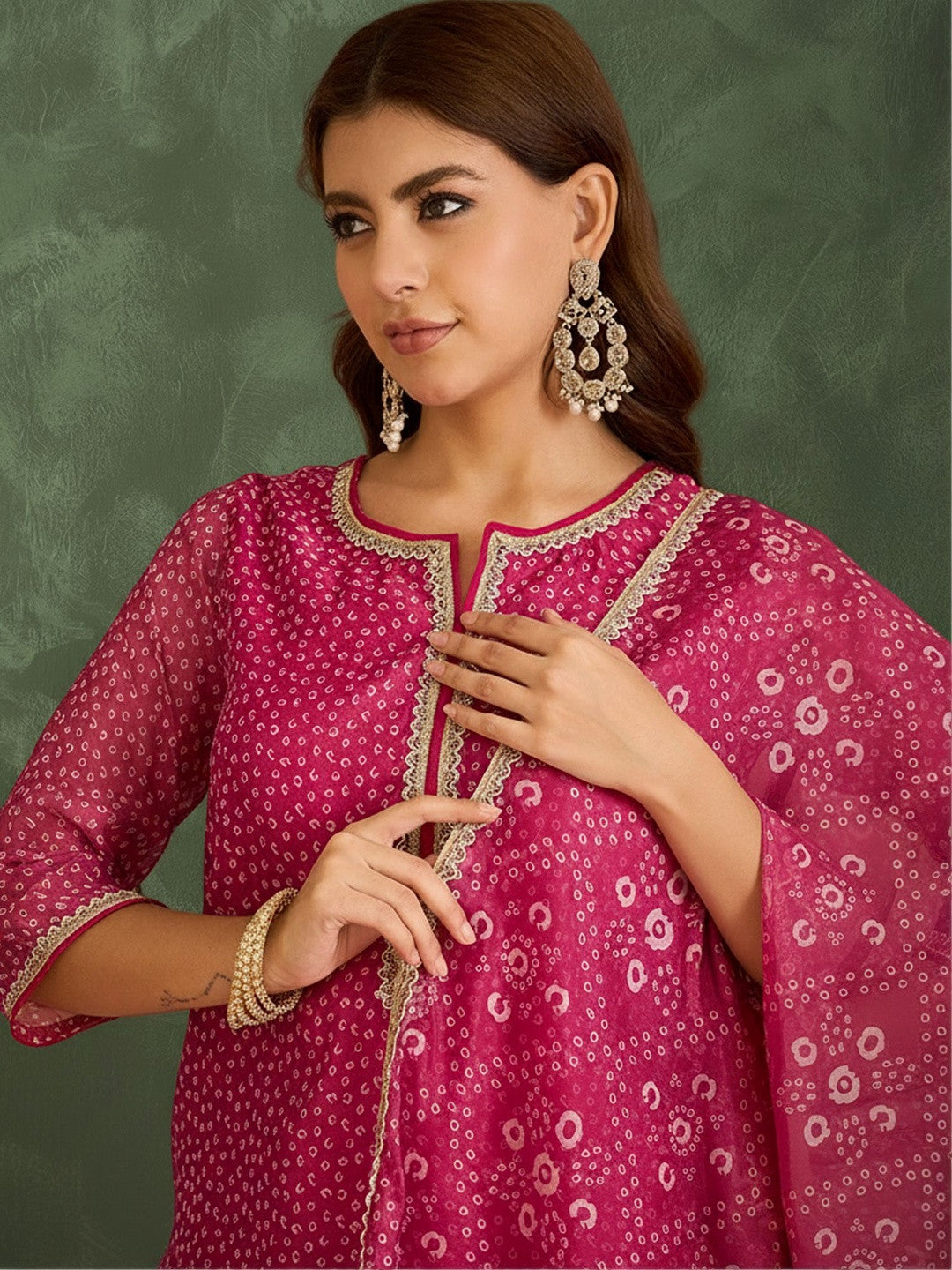 Printed Round Neck Kurta & Trousers With Dupatta