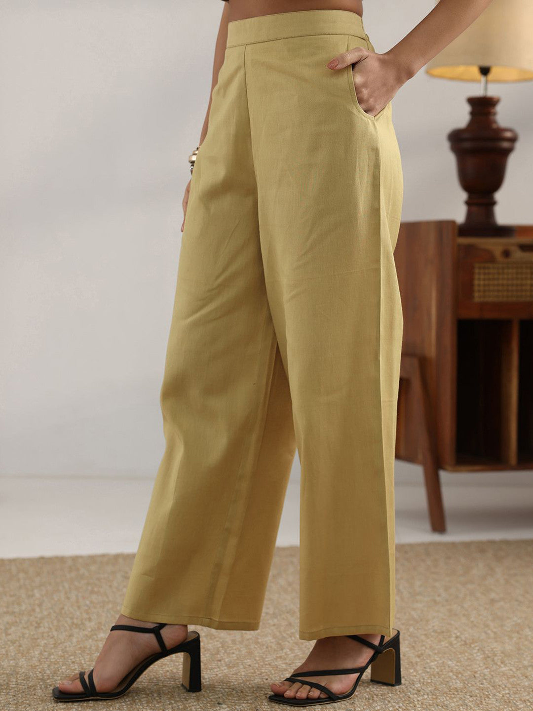 Women Embroidered Regular Kurta with Palazzos