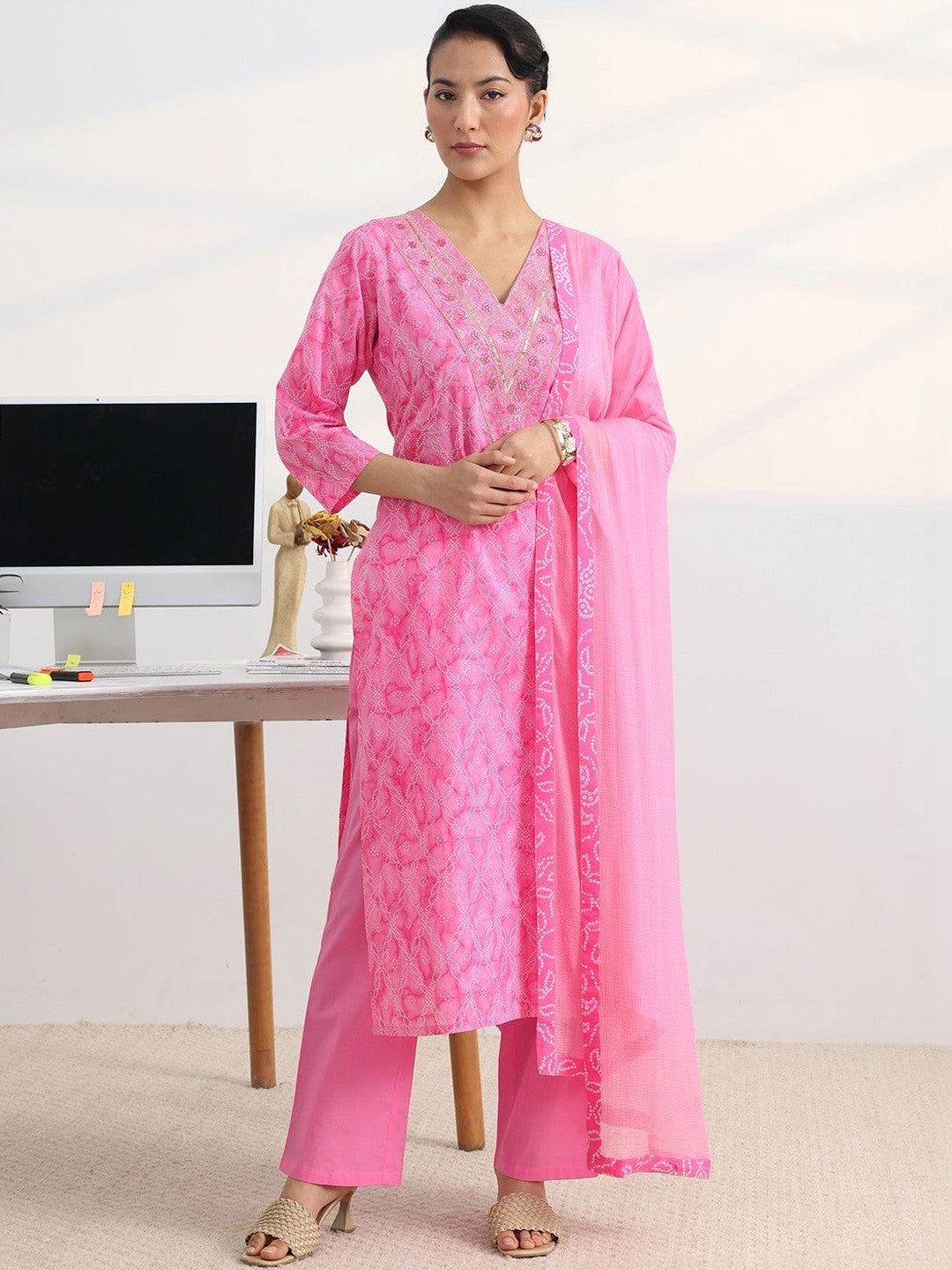 Libas Pink Bandhani Print Straight Suit Set with Dupatta