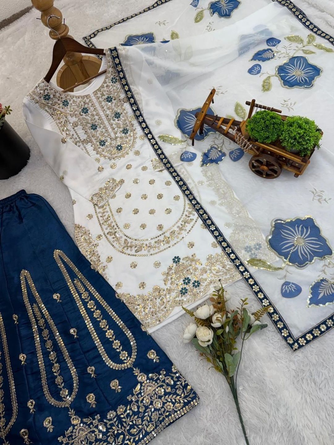 Dhiyona KL Women Ethnic Motifs Embroidered Regular Sequinned Kurta with Sharara & With Dupatta
