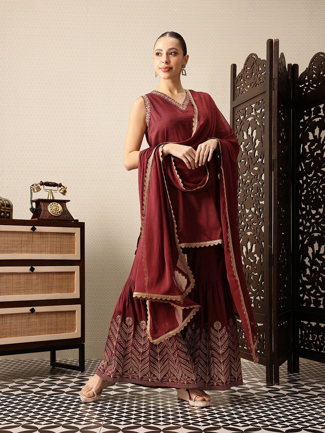 Dhiyona HOP Embroidered V-Neck Thread Work Jashn Kurta with Sharara & Dupatta