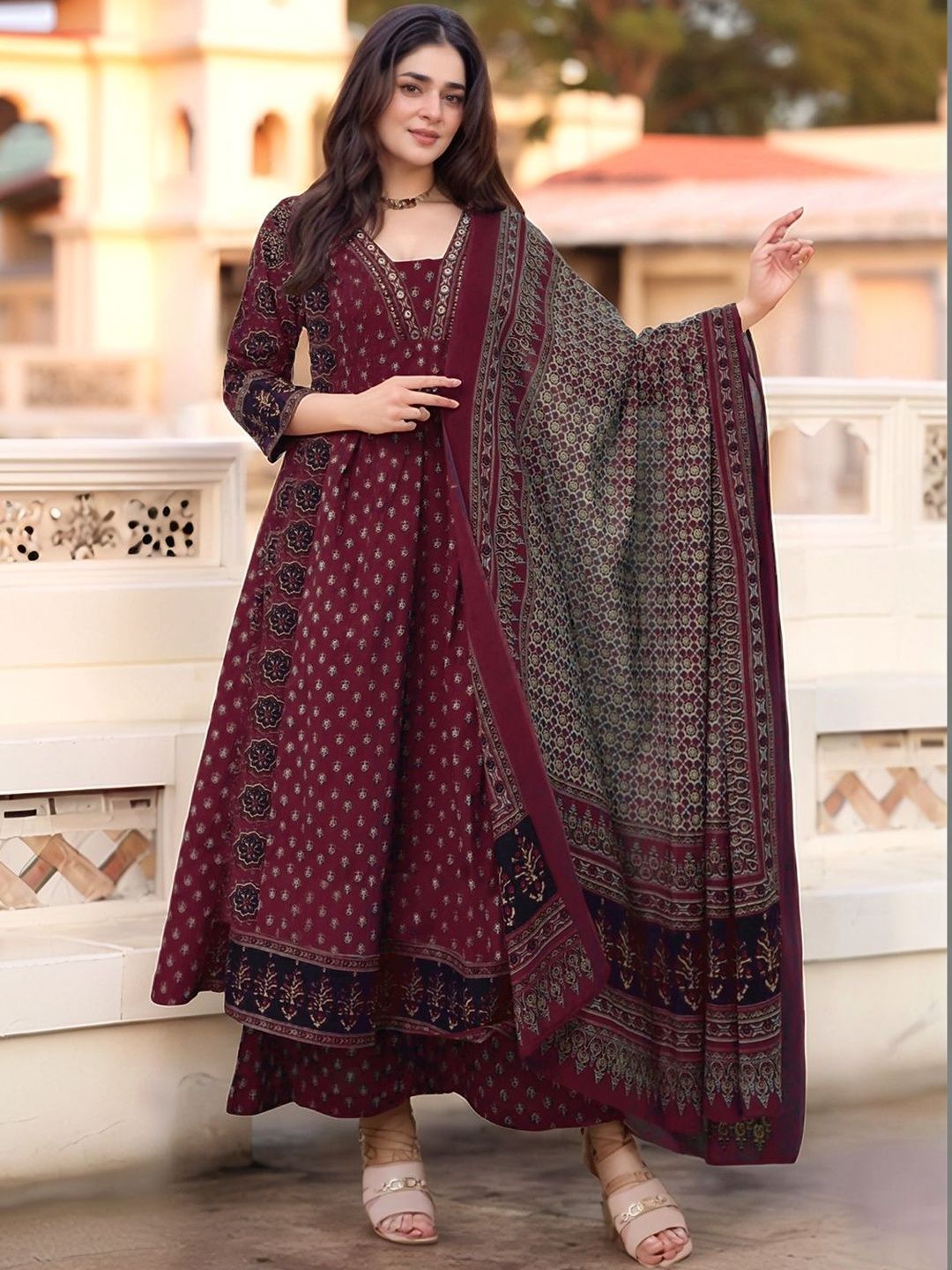 Dhiyona KL Women Ethnic Motifs Printed Regular Kurta with Palazzos & With Dupatta