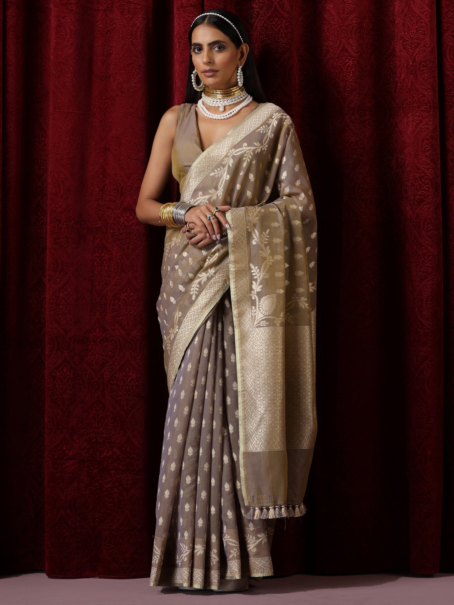 Dhiyona ST Scindia Grey Cotton Silk Dual Shade Saree with Blouse Fabric