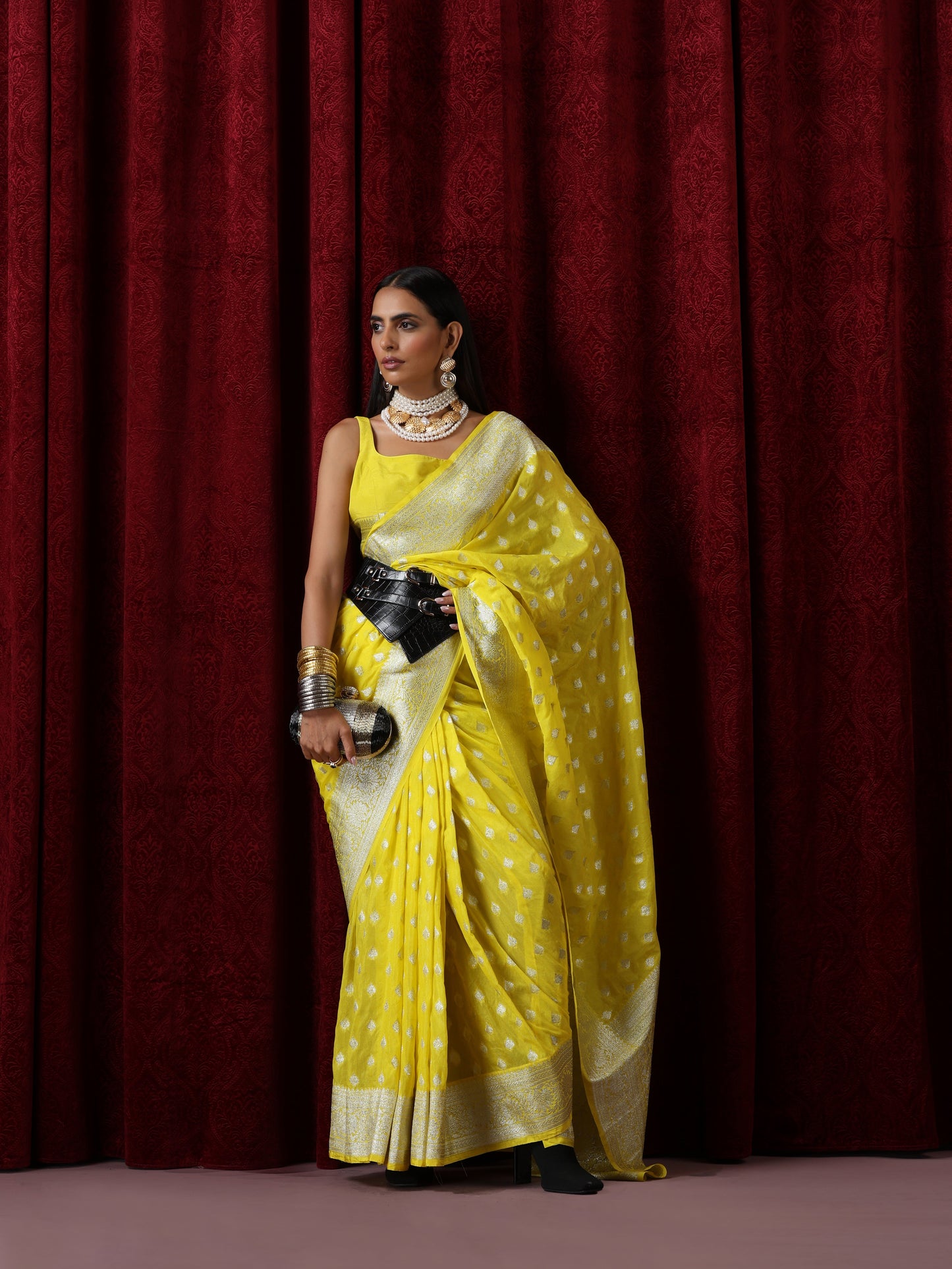 Dhiyona ST Yellow and Silver Pure Georgette Saree with Blouse Fabric