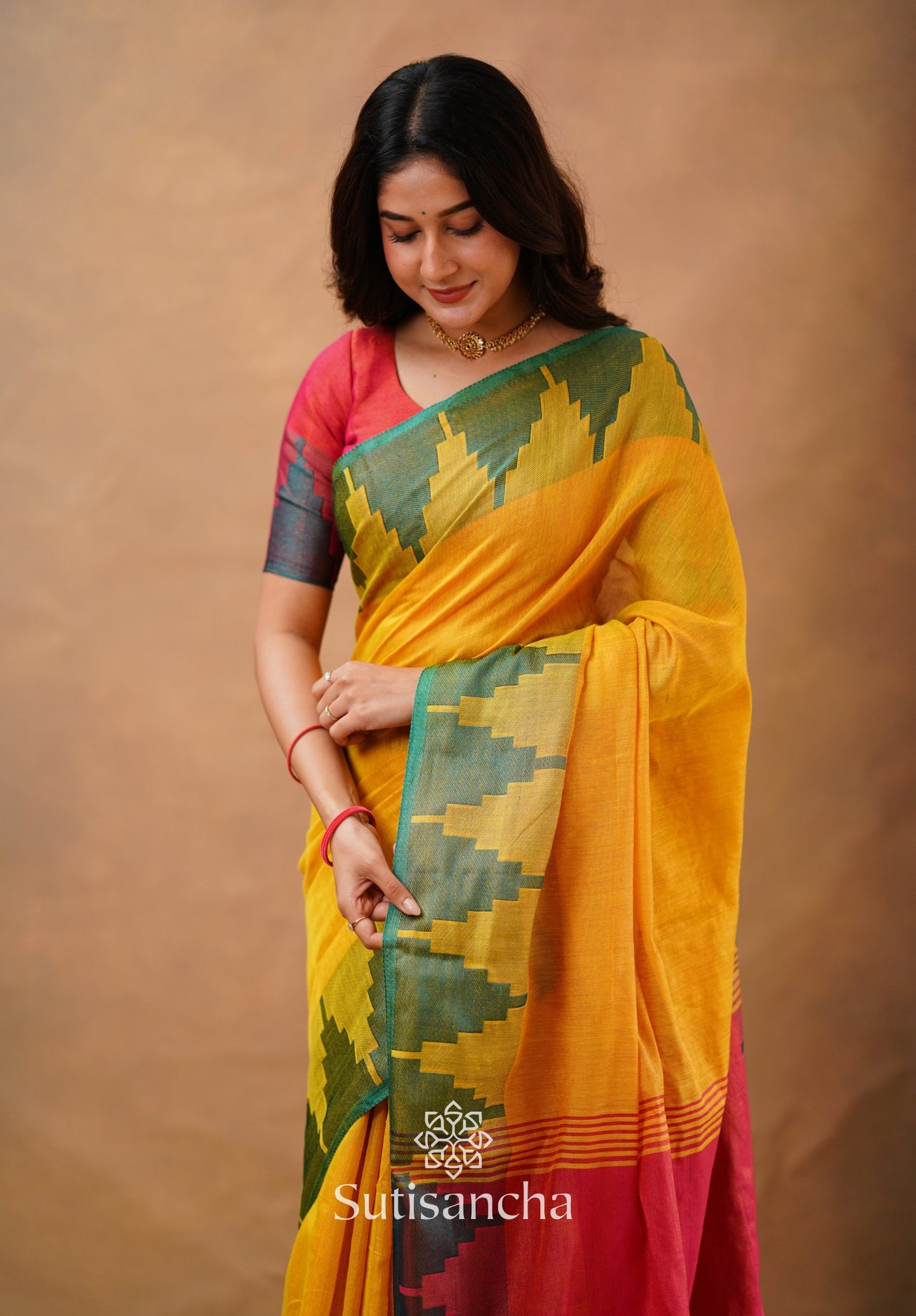 Dhiyona SS Tissue Cotton Handloom Saree with Artisanal Stepped Border