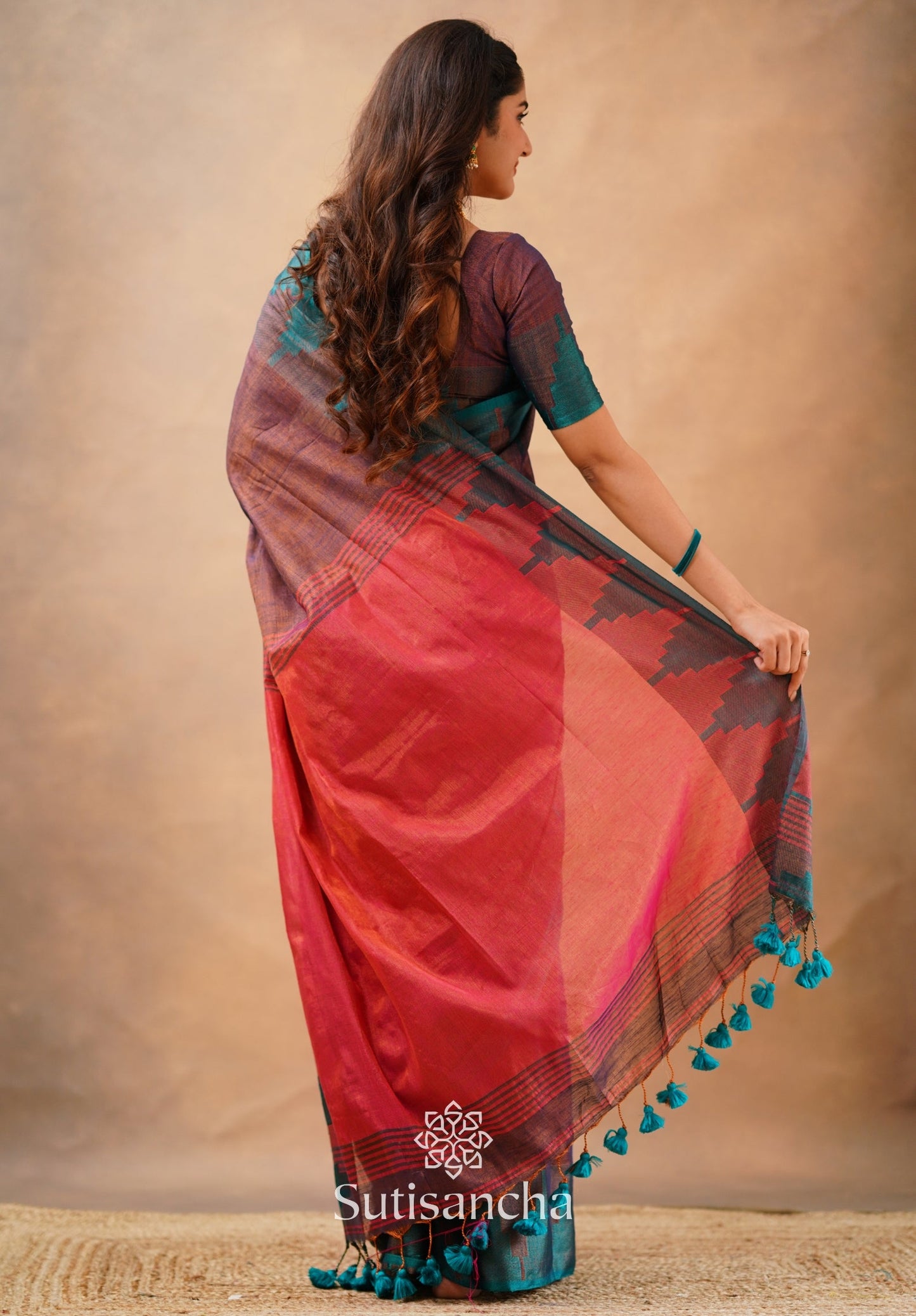 Dhiyona SS Tissue Cotton Handloom Saree with Artisanal Stepped Border