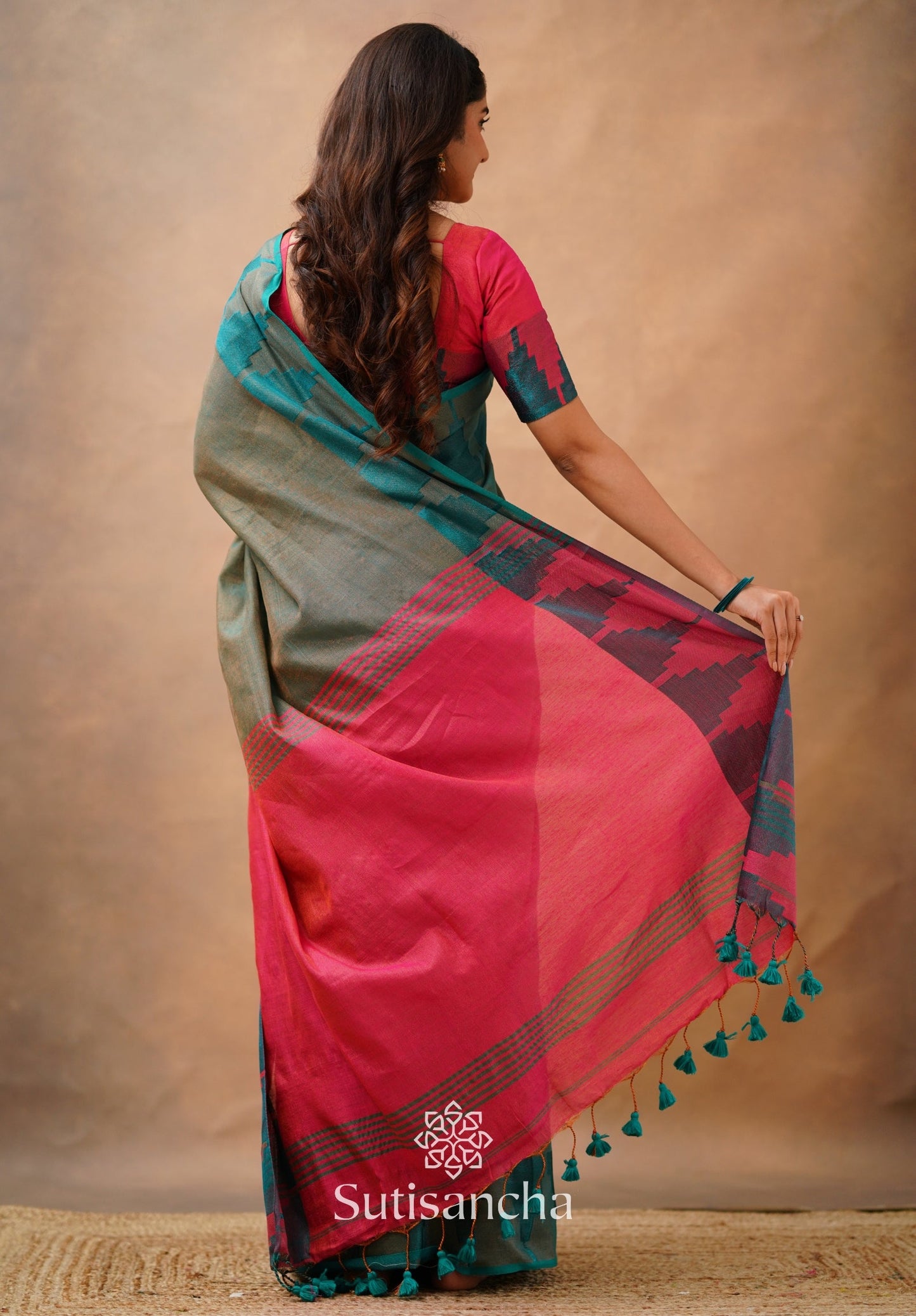 Dhiyona SS Tissue Cotton Handloom Saree with Artisanal Stepped Border