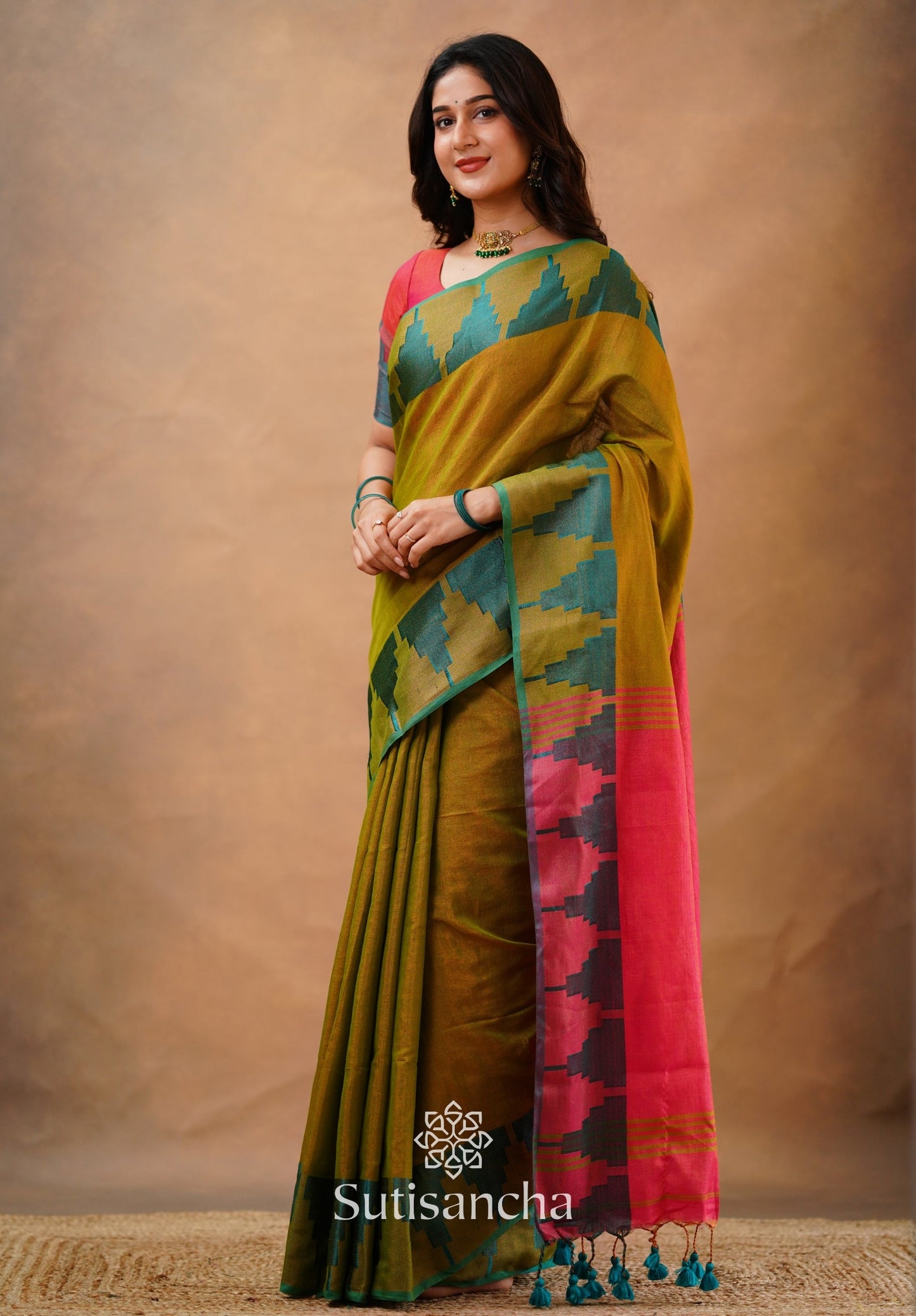 Dhiyona SS Tissue Cotton Handloom Saree with Artisanal Stepped Border