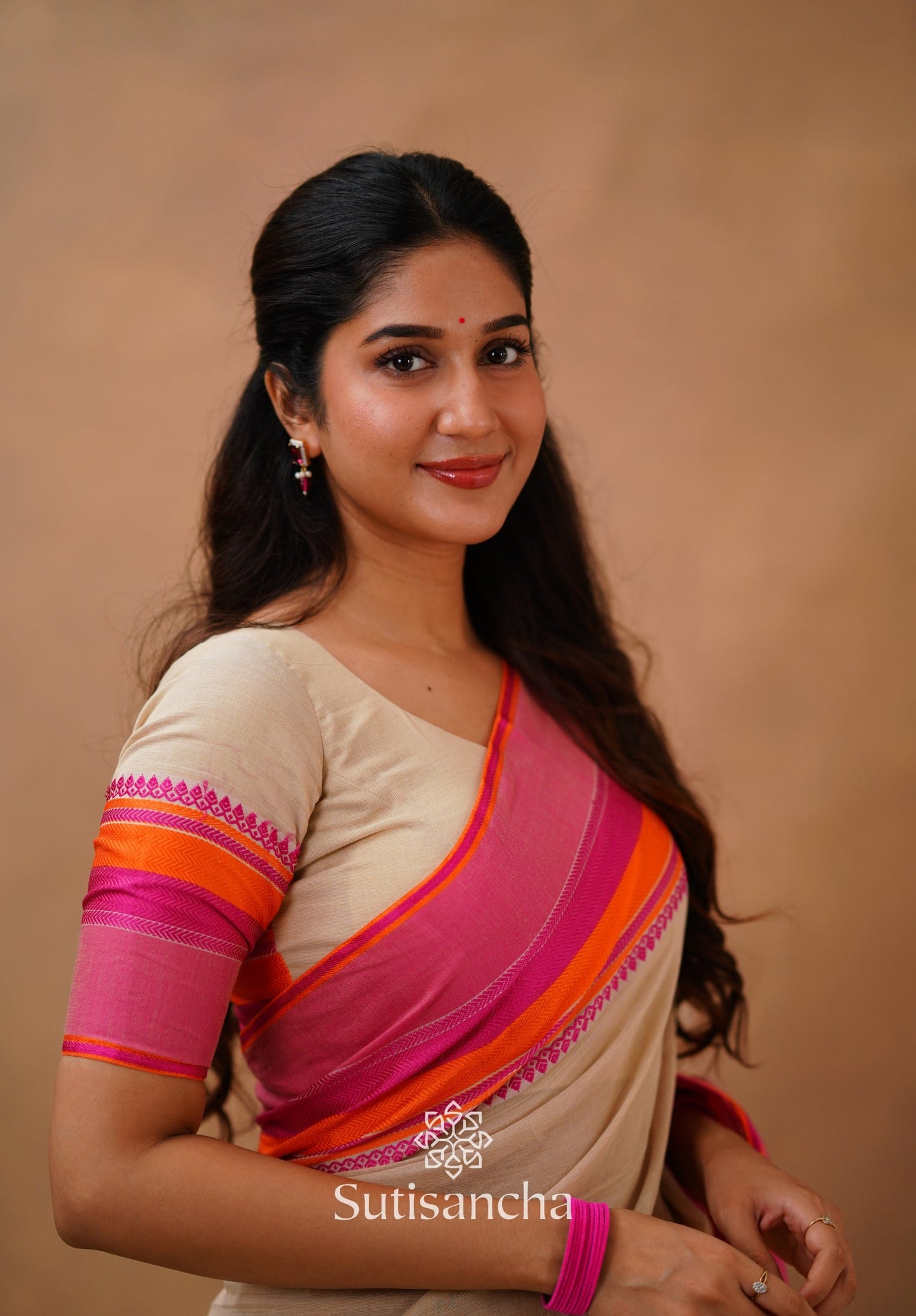 Dhiyona SS Sutisancha Handwoven Bliss Bengal Cotton Saree