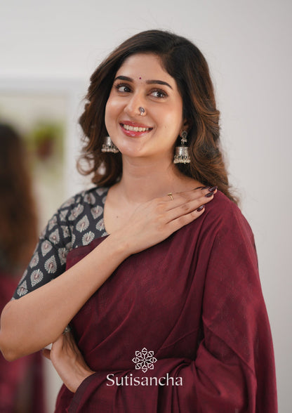 Dhiyona SS Sutisancha Maroon Handloom Cotton Saree Saree With Designer Blouse