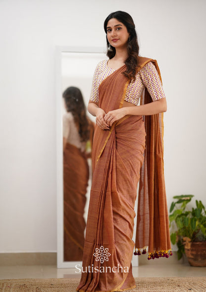 Dhiyona SS Sutisancha Rust Orange Handloom Cotton Saree With Designer Blouse