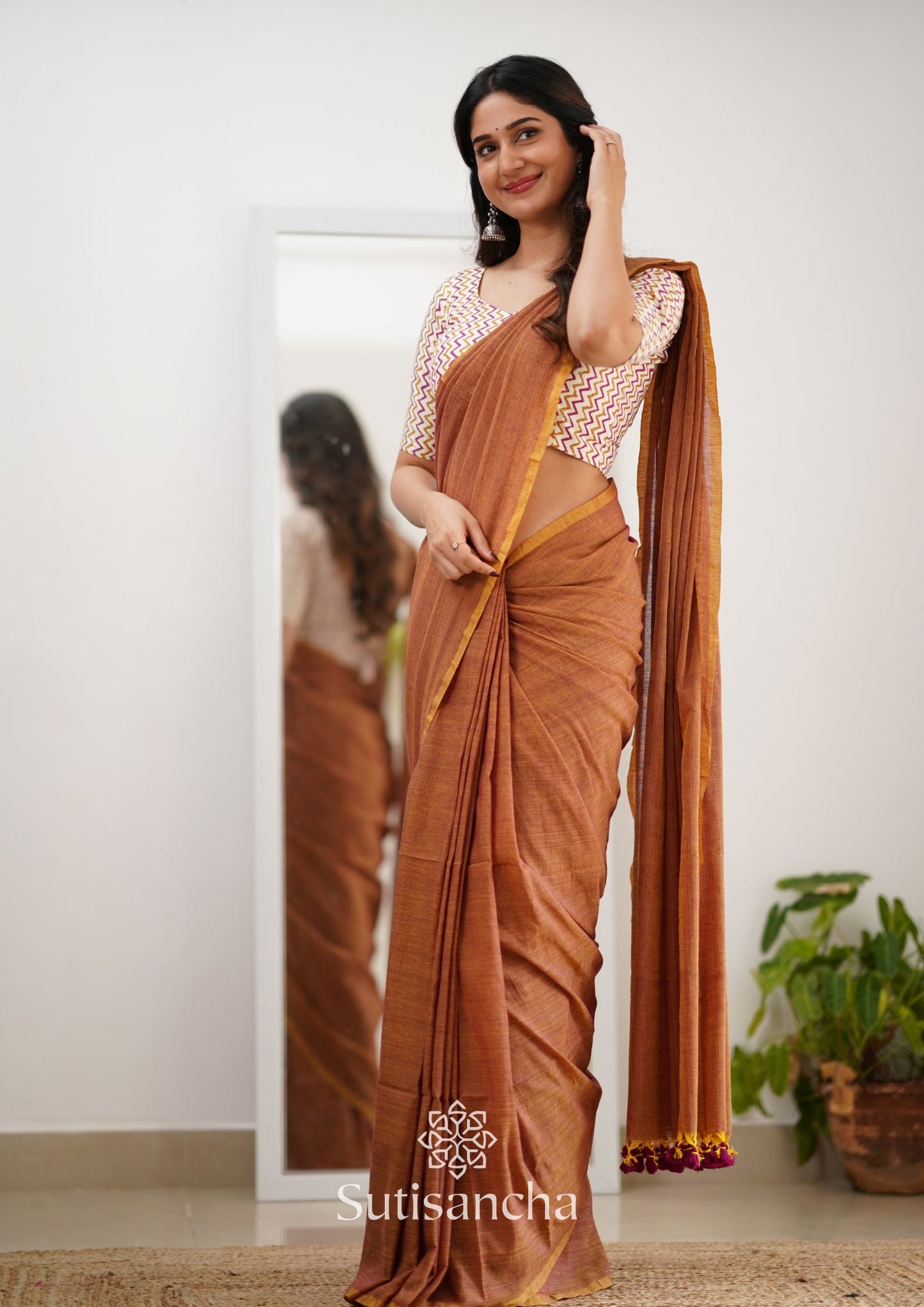 Dhiyona SS Sutisancha Rust Orange Handloom Cotton Saree With Designer Blouse