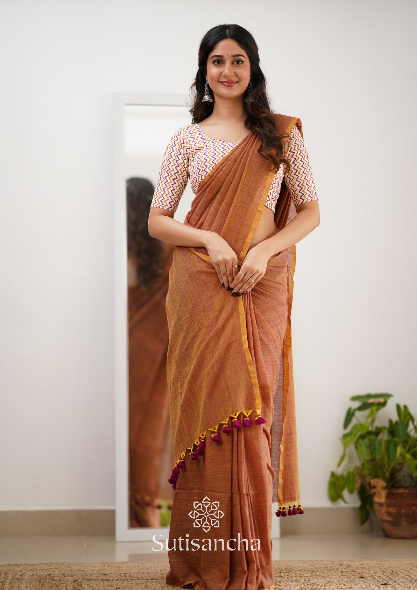 Dhiyona SS Sutisancha Rust Orange Handloom Cotton Saree With Designer Blouse
