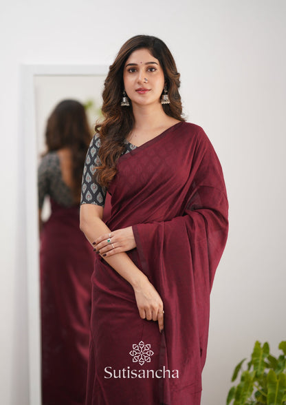 Dhiyona SS Sutisancha Maroon Handloom Cotton Saree Saree With Designer Blouse