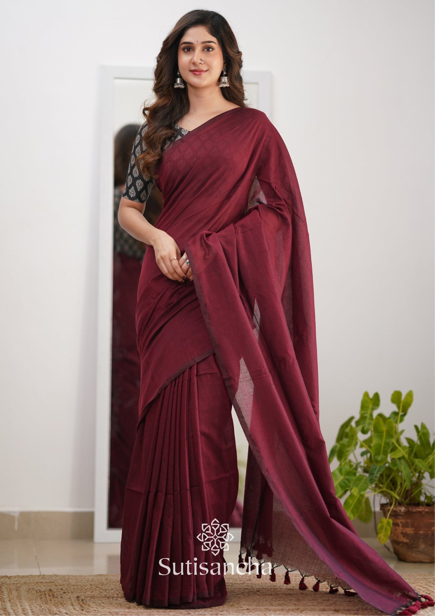 Dhiyona SS Sutisancha Maroon Handloom Cotton Saree Saree With Designer Blouse