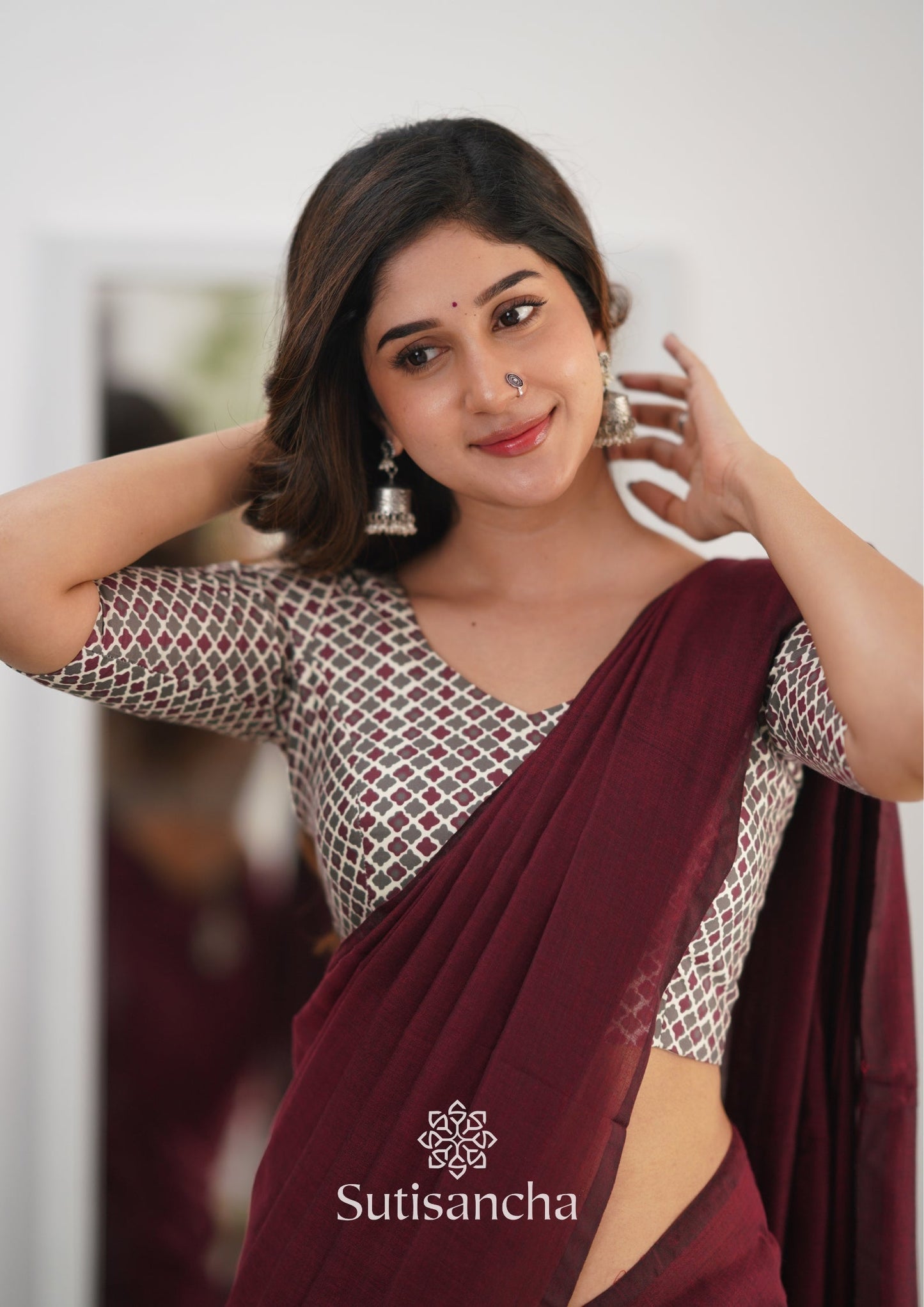 Dhiyona SS Sutisancha Maroon Handloom Cotton Saree Saree With Designer Blouse