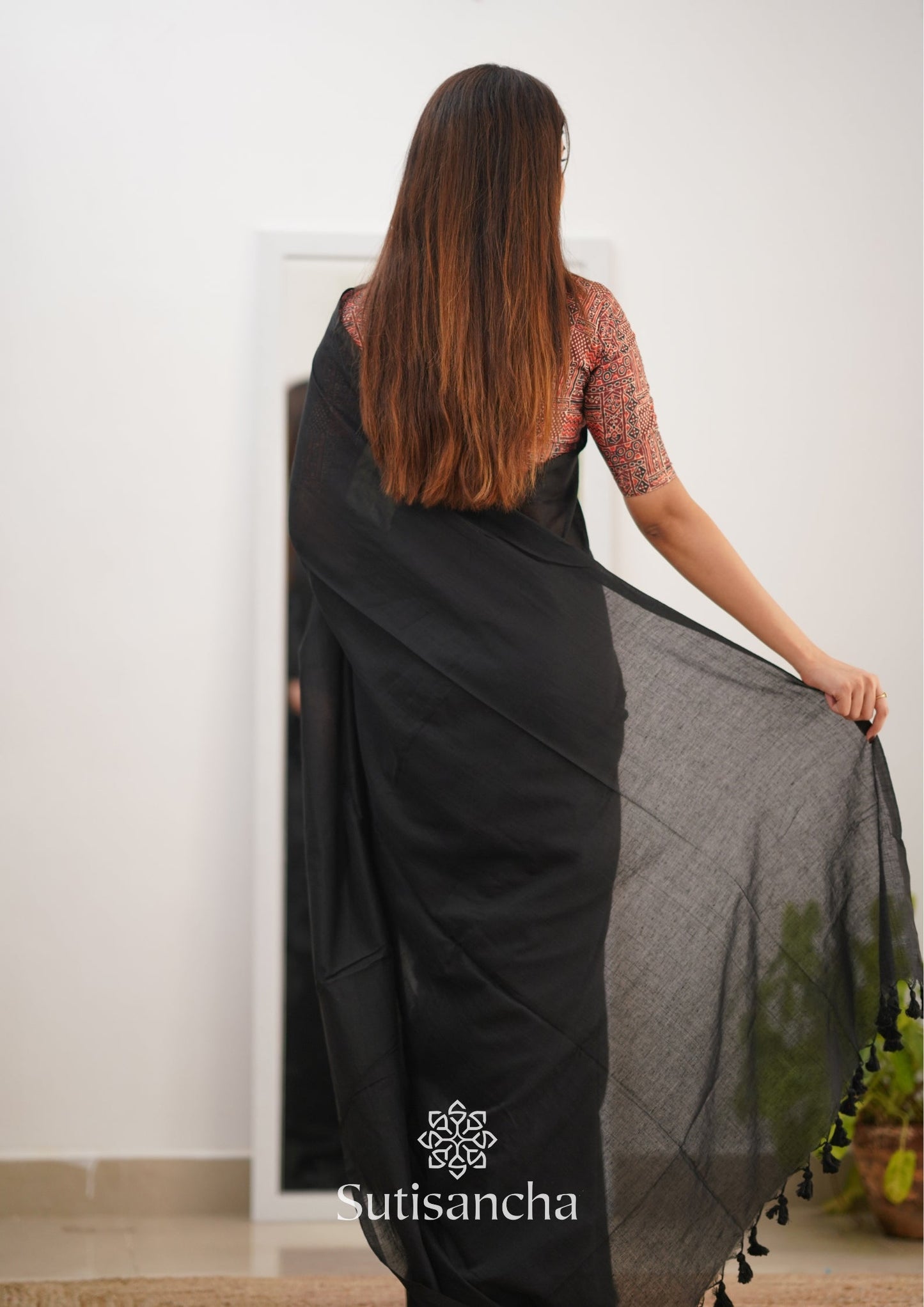 Dhiyona SS Sutisancha Black Handloom Cotton Saree With Designer Blouse