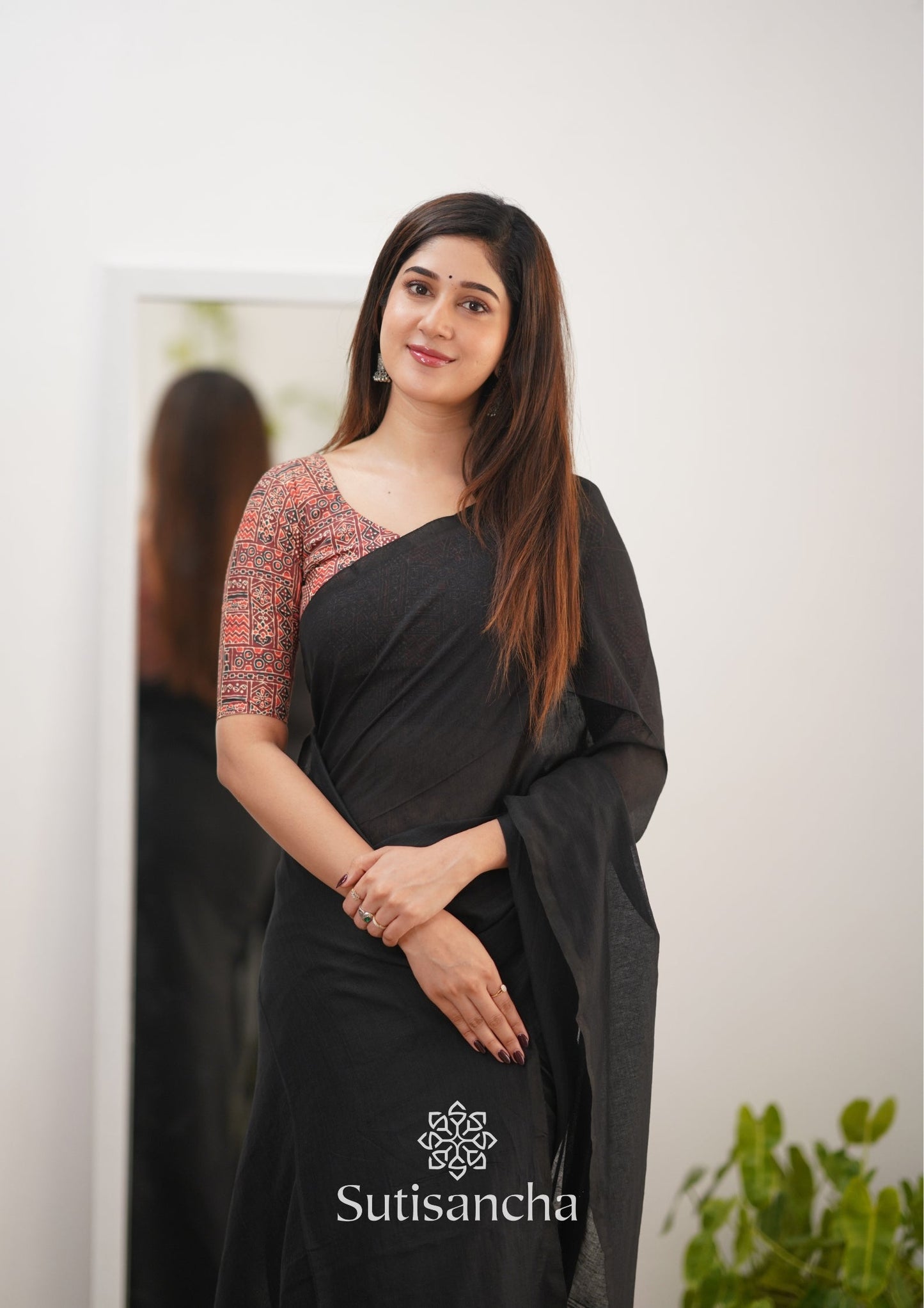 Dhiyona SS Sutisancha Black Handloom Cotton Saree With Designer Blouse