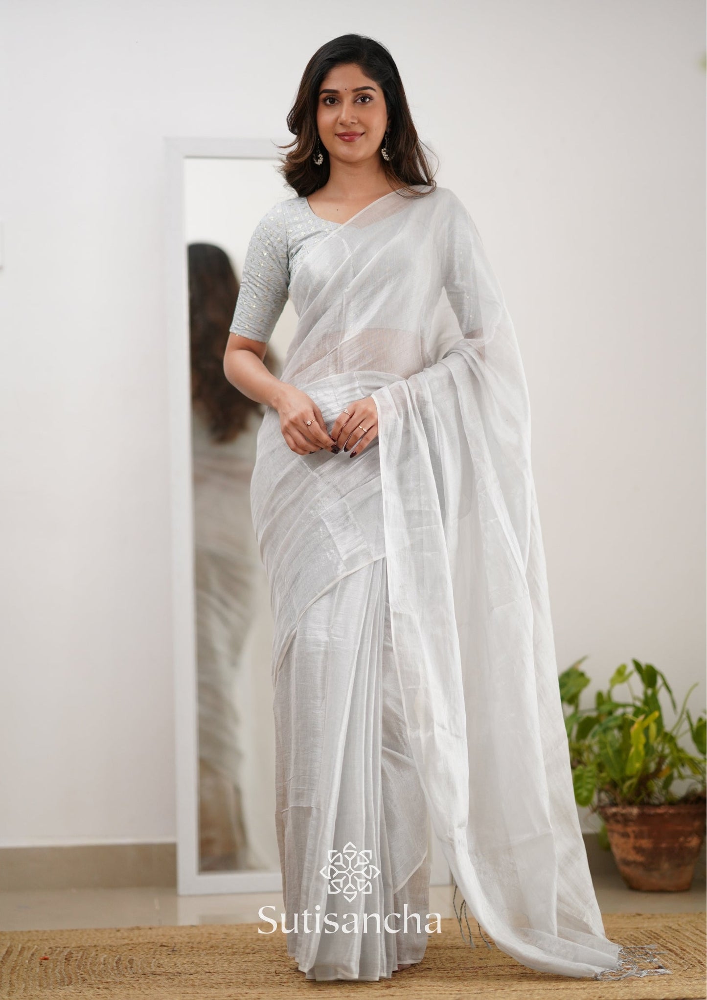 Dhiyona SS Sutisancha White Handloom Tissue Saree With Designer Blouse