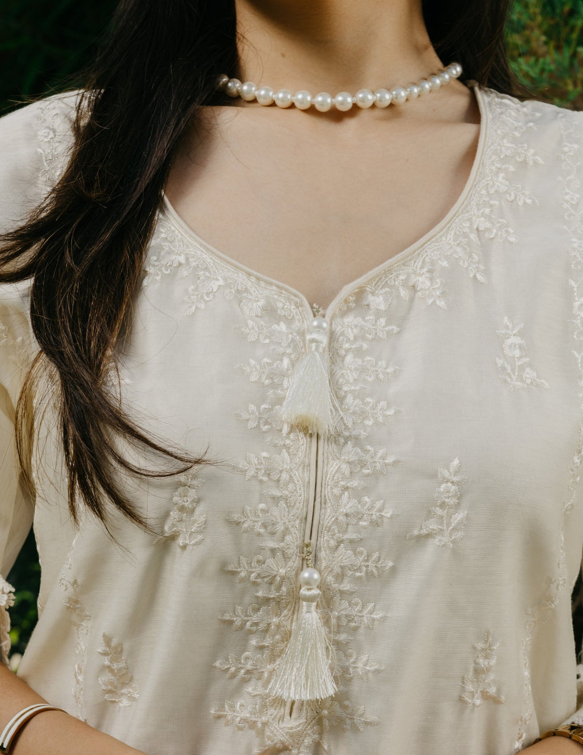 Hawa chanderi hand embroidered cream suit set