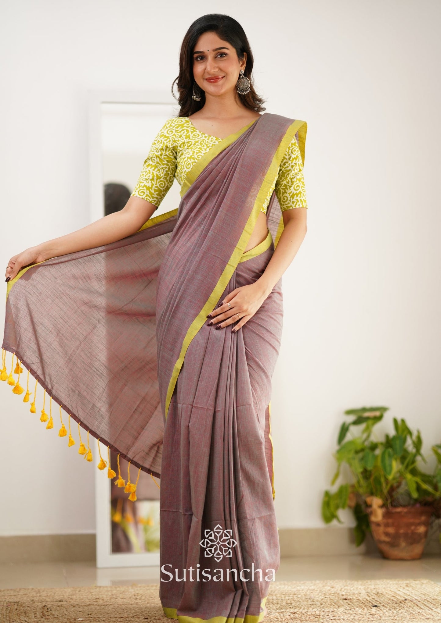 Dhiyona SS Sutisancha Handloom Cotton Saree With Designer Blouse