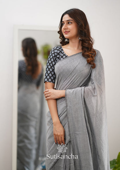 Dhiyona SS Sutisancha Gray Handloom Cotton Saree & Kalamkari Blouse