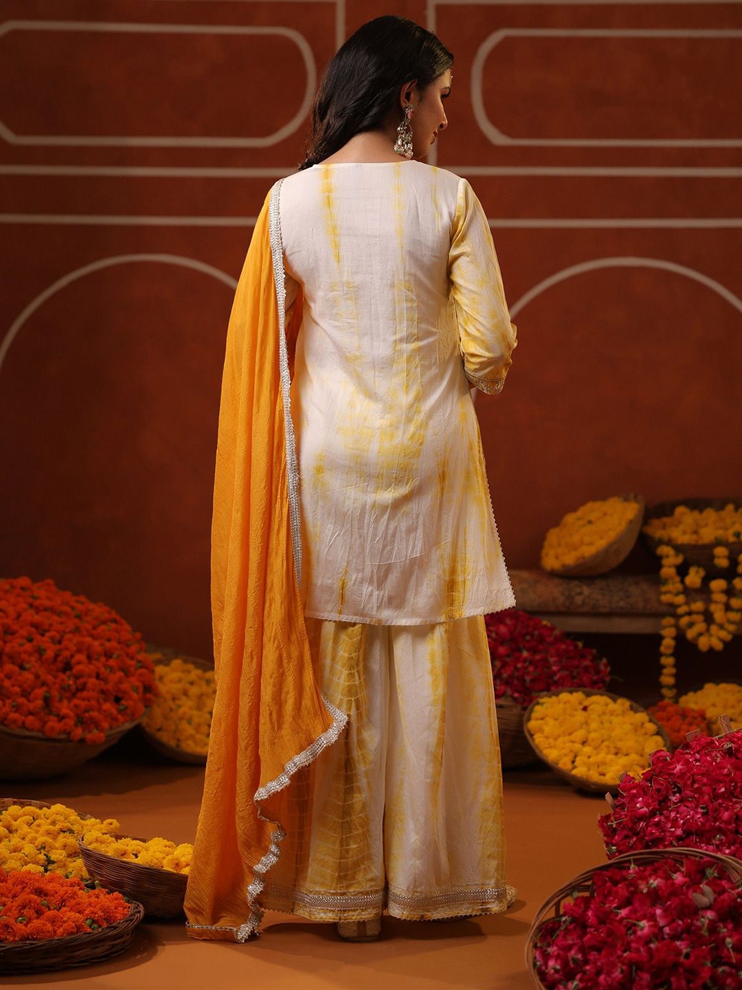 Dhiyona SC Women Bandhani Embroidered Thread Work Chanderi Silk Kurta & Sharara With Dupatta