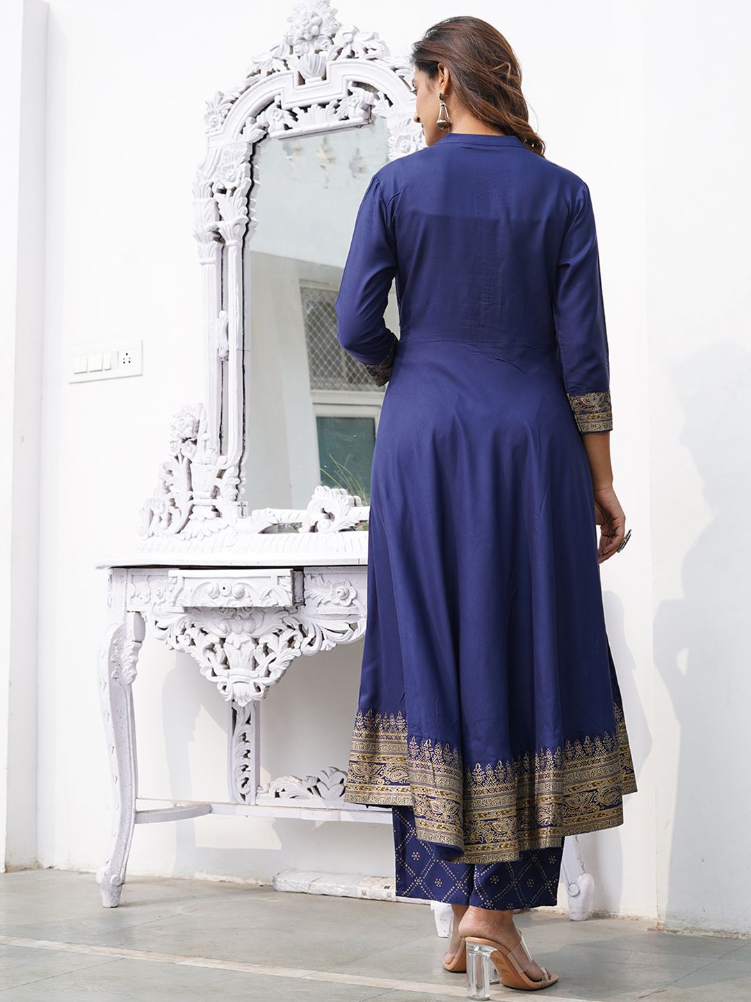 Dhiyona KL Women Floral Printed Regular Kurta with Palazzos & With Dupatta