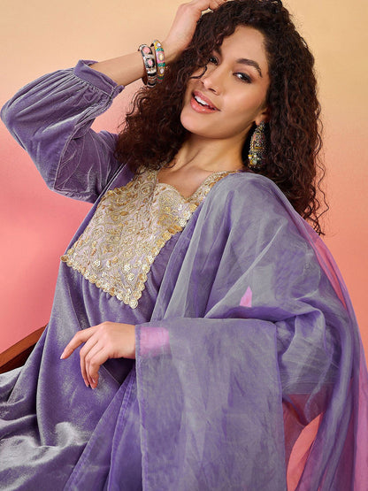 Floral Embroidered Sweetheart Neck Patchwork Velvet Kurta With Salwar & Dupatta