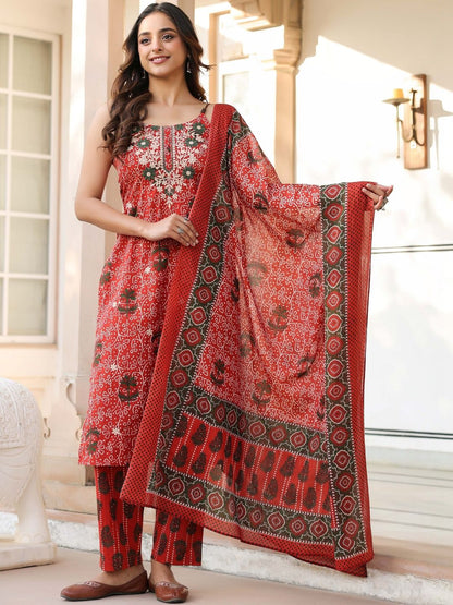 Dhiyona RR Women's Ethnic Motifs Printed Regular Beads and Stones Pure Cotton Kurta with Trousers & With