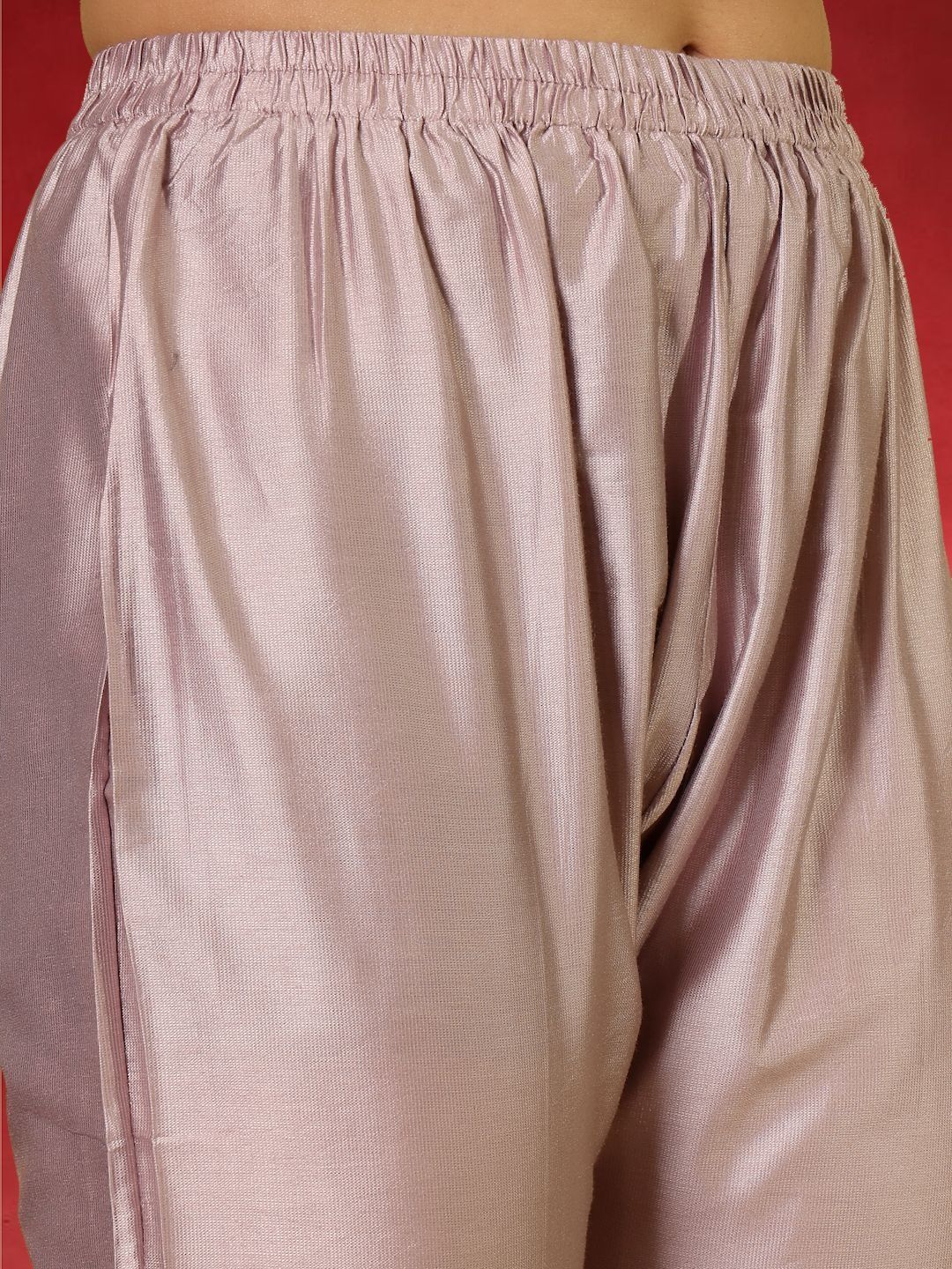 Peach Women Floral Embroidered Regular Chanderi Silk Kurta with Trousers & With Dupatta