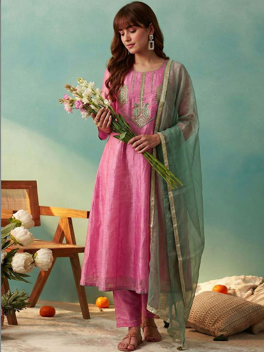 Dhiyona CH Women Ethnic Motifs Embroidered Regular Thread Work Kurta with Trousers & With Dupatta