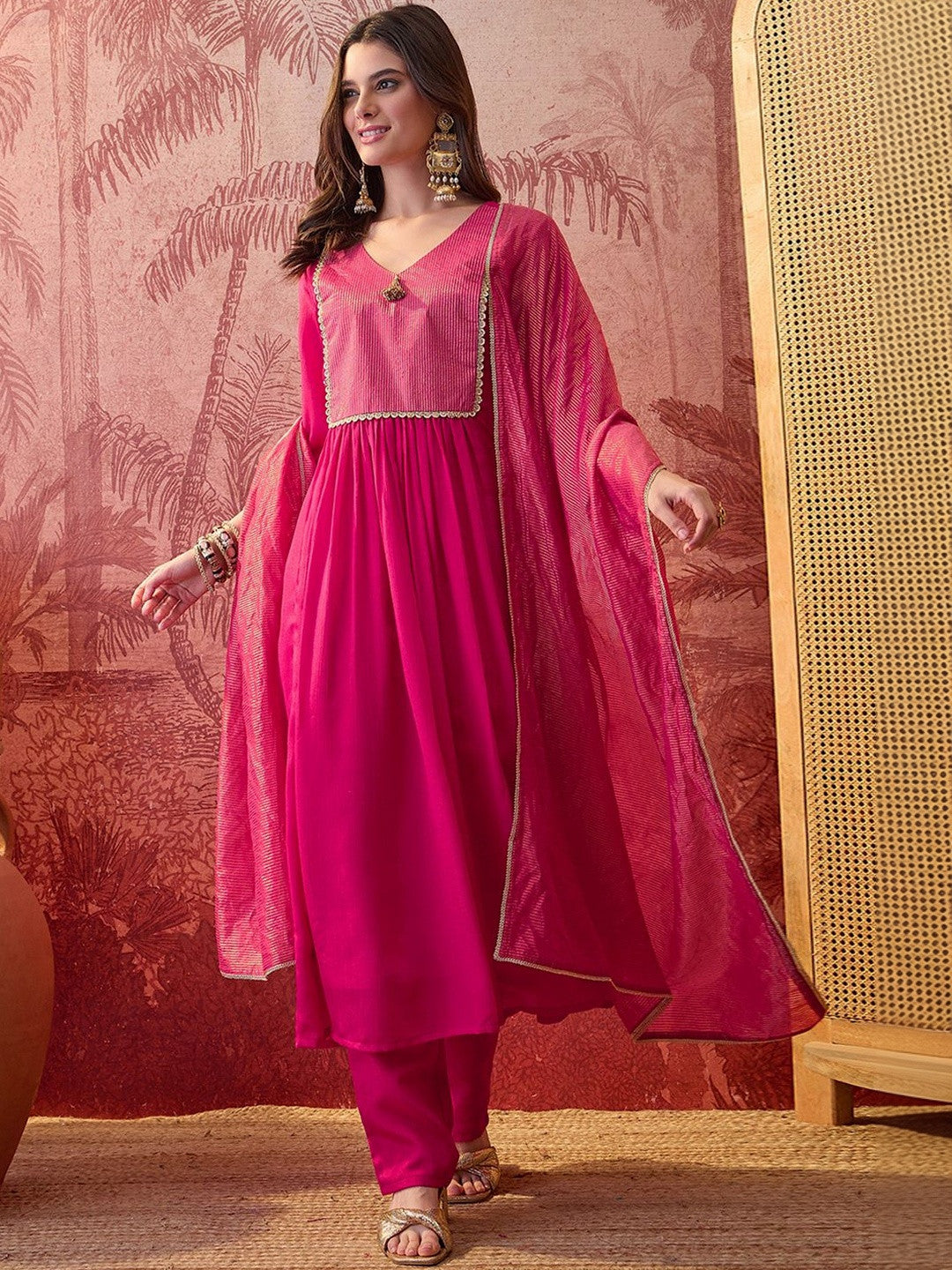 Woven Design V-Neck Kurta & Trousers Kurta Set