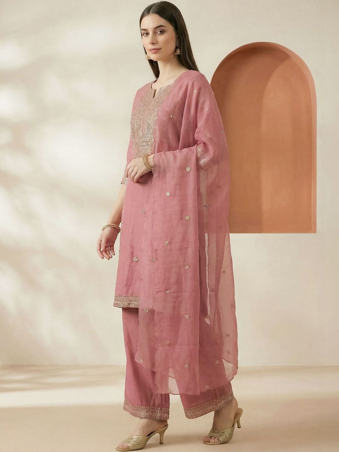 Dhiyona IE Women Ethnic Motifs Embroidered Thread Work Kurta with Palazzos & With Dupatta