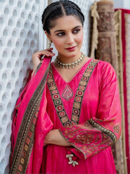 Women Ethnic Motifs Yoke Design Regular Kurta with Harem Pants