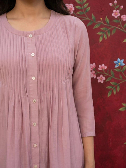 Women Floral Embroidered Regular Thread Work Kurti with Trousers