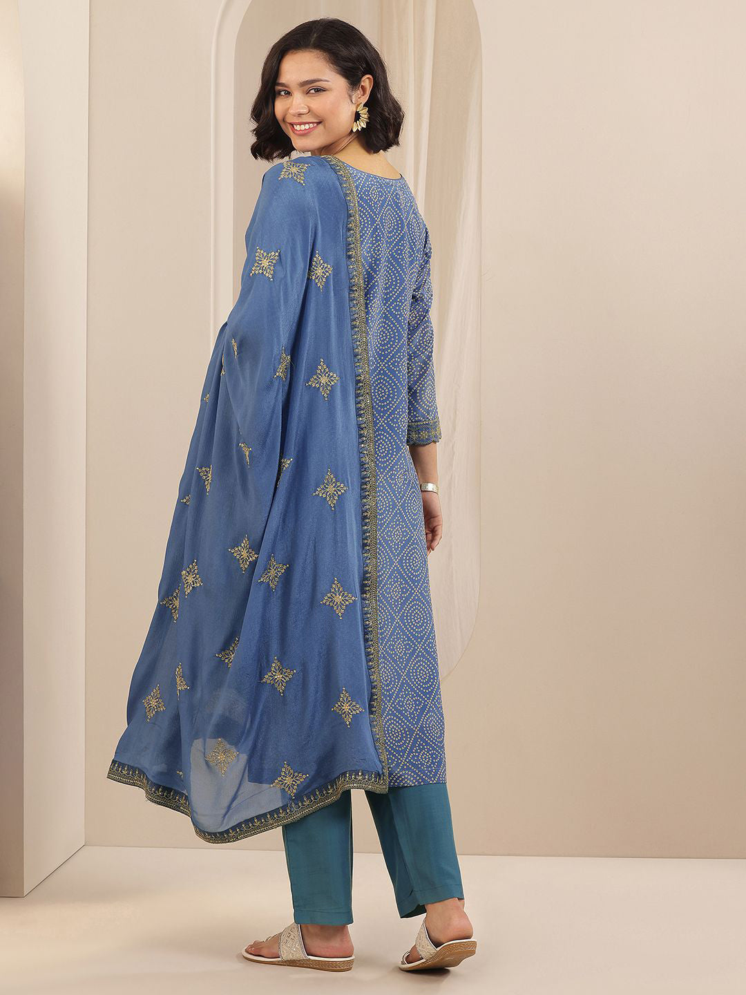 Bandhani Printed Round Neck Straight Kurta With Trousers & Dupatta
