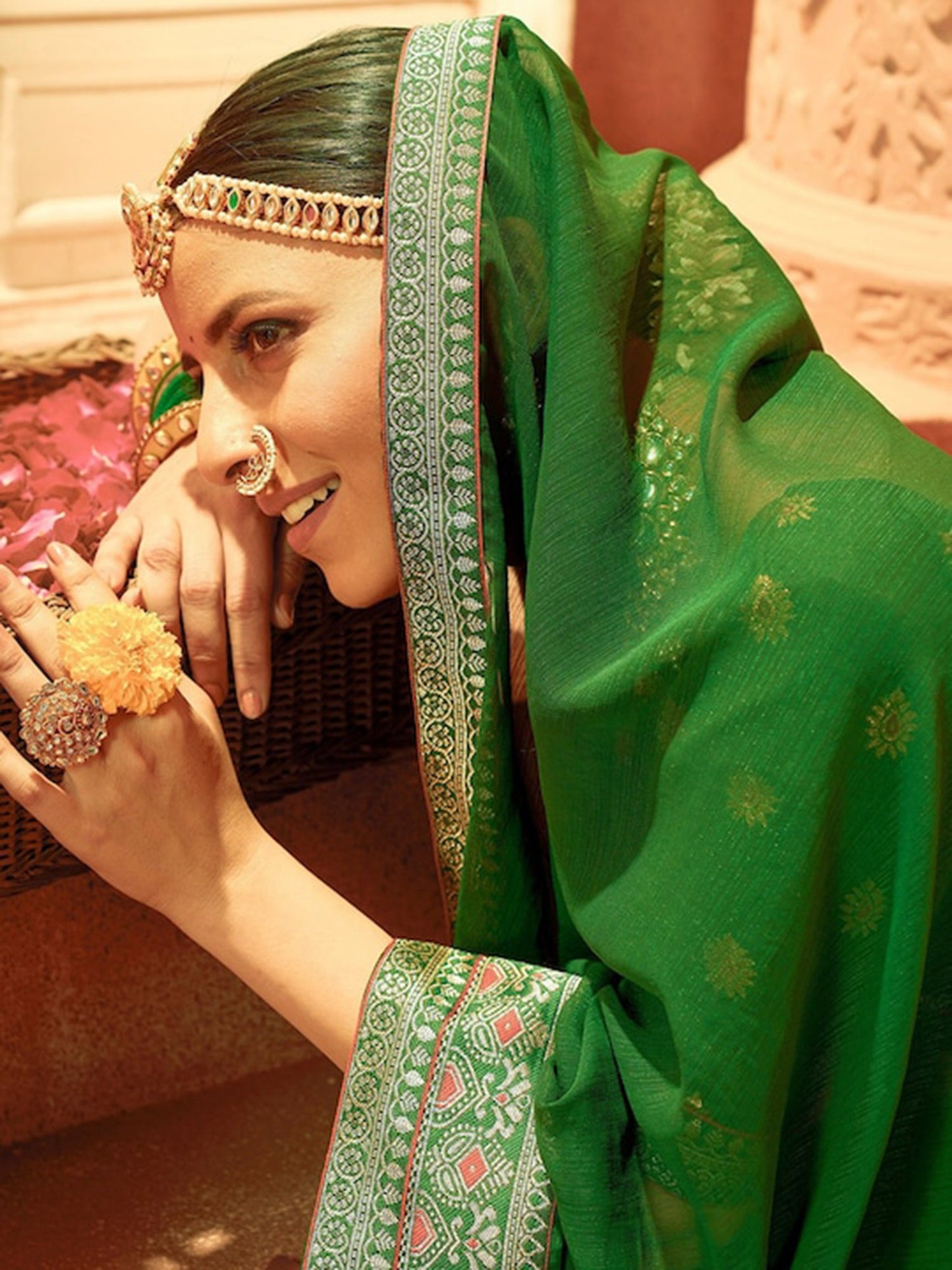 Women's Georgette Green Embellished Designer Saree With Blouse Piece